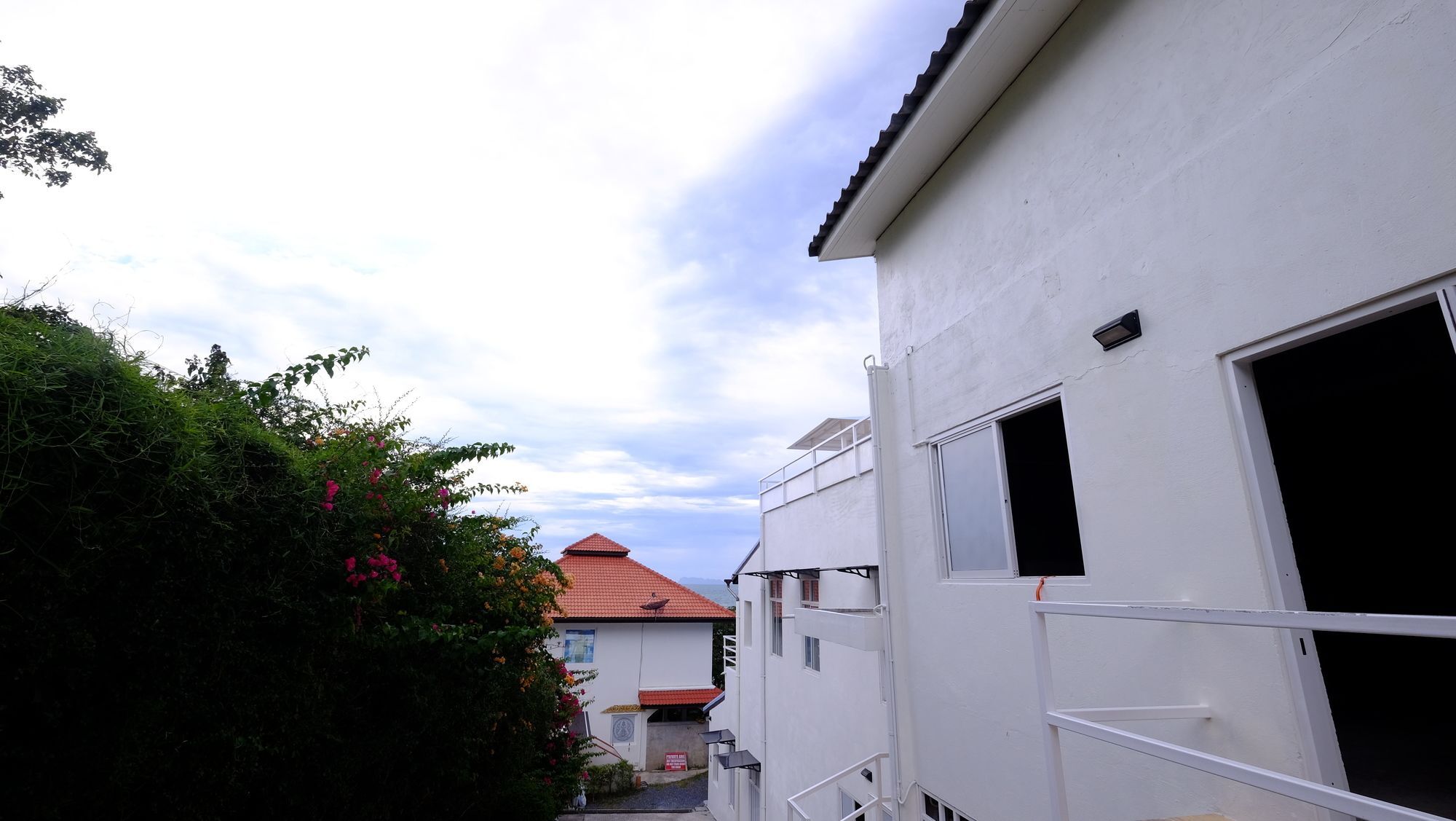 Baan Jai Dee Beach Front Hotel Wok Tum Exterior foto